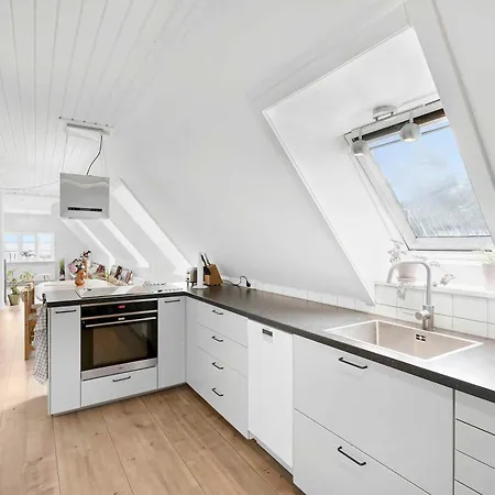 With Ocean Views Apartment *